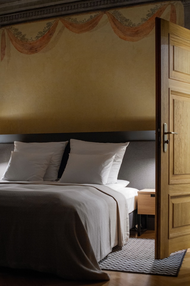 ストラドニア サービスド アパートメンツ