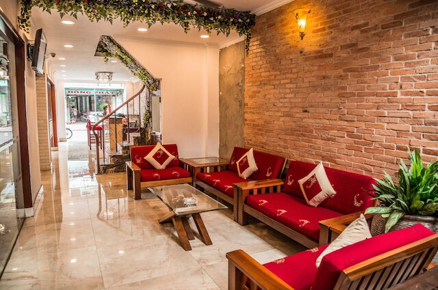 ヴィエン ンゴック サン 1 ホテル