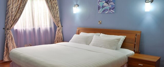 ファハリ パレス サービスド アパートメンツ