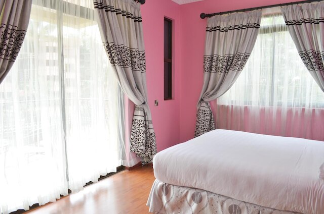 ファハリ パレス サービスド アパートメンツ