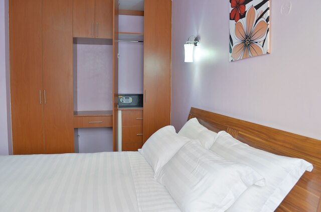 ファハリ パレス サービスド アパートメンツ