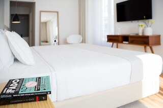 ザ 8 ダウンタウン スイーツ