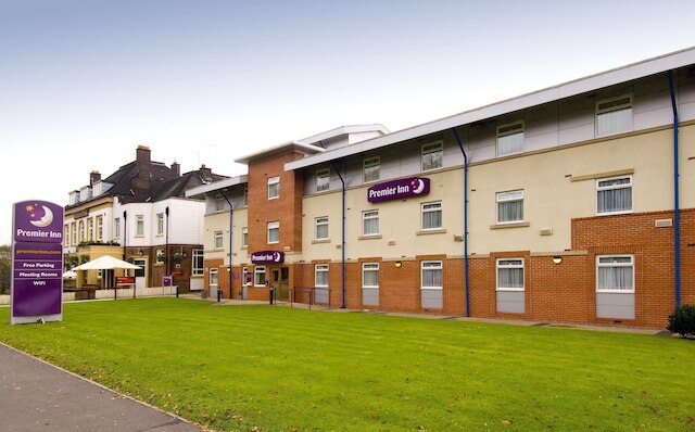 プレミア イン マンチェスター - ヒートン パーク