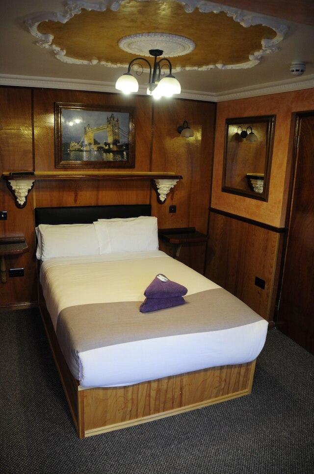 クリックルウッド ロッジ ホテル