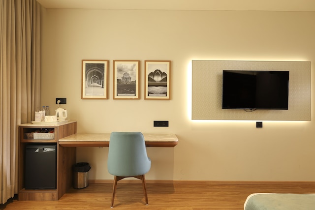 インダス ビズノテル