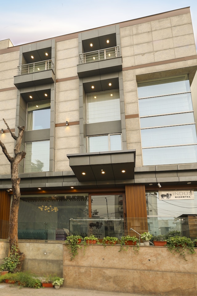 インダス ビズノテル