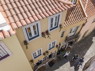 キャッスル イン リスボン アパートメンツ