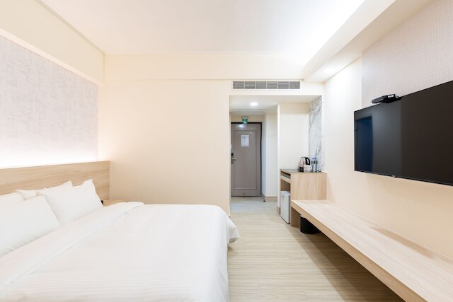 ホテル E タング (怡東商務旅館)