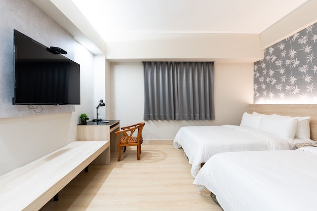 ホテル E タング (怡東商務旅館)