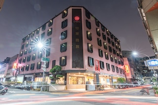 ホテル E タング (怡東商務旅館)