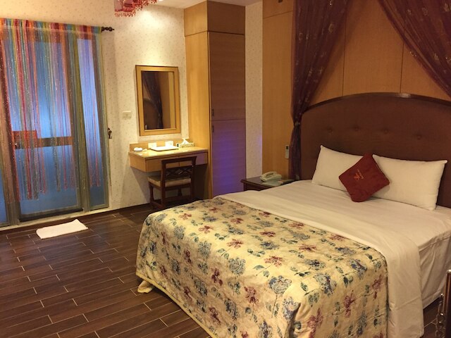 チャーミング モーテル