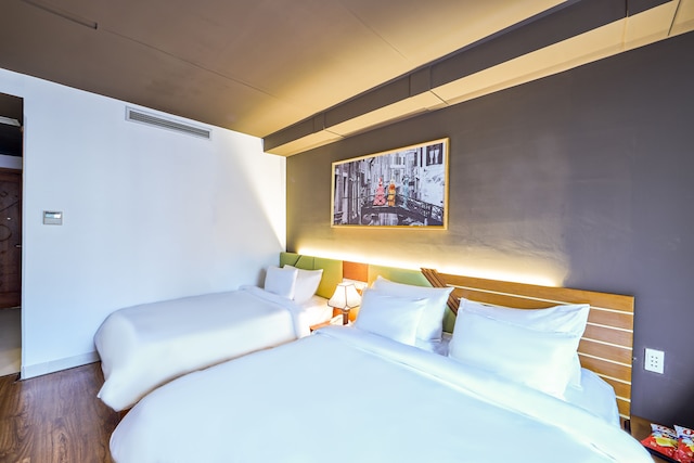 ザ・ノーブル・スワン・サイゴン