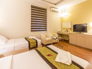 ホテル 7 マイル