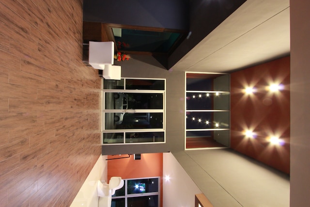 トレンディ ホテル