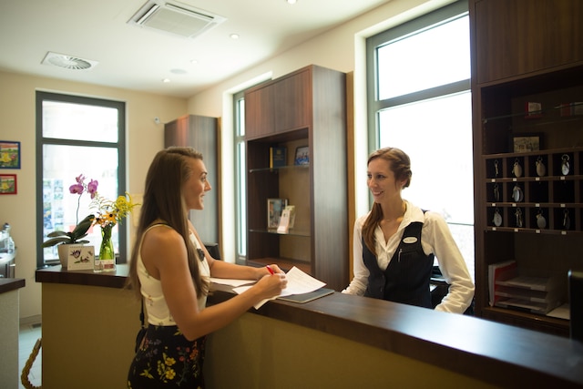 アパートホテル アム シュロス