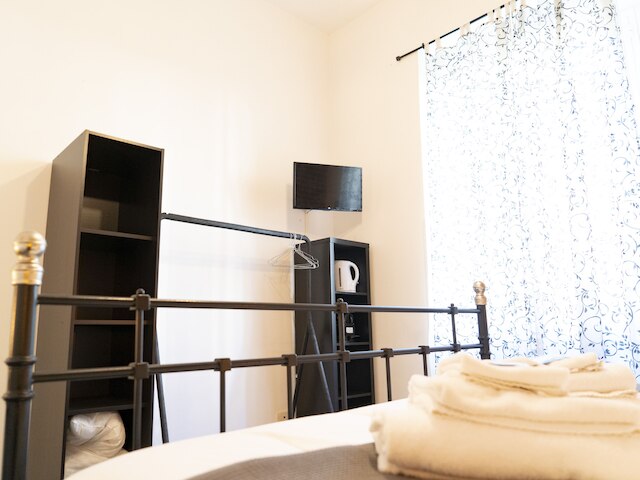 サロット ピラミデ B&B