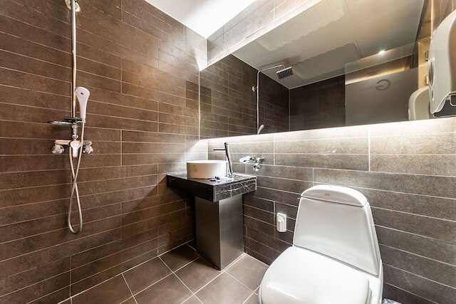 ルビー ツーリスト ホテル ウォルミド