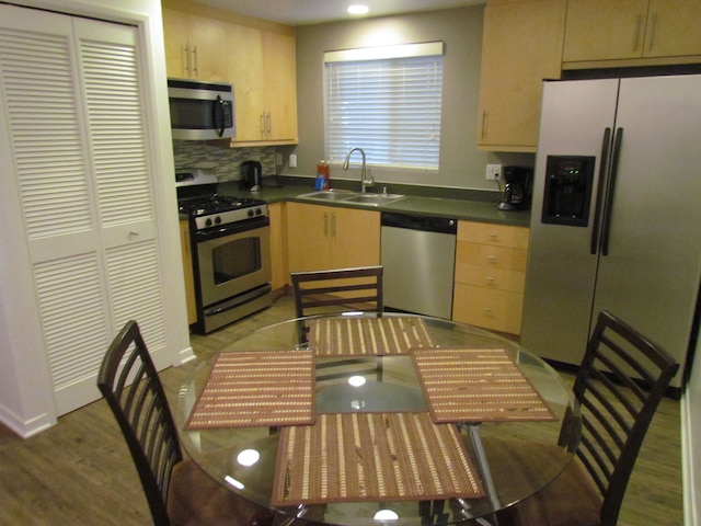 ロマンティック スタジオ ウィズ ベイ ビュー