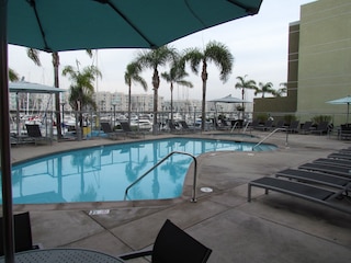 コージー プレイス イン タヒチ ウェイ