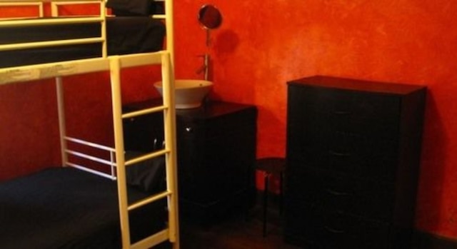 ホステル オン サード