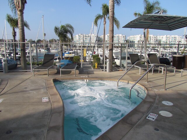 アパートメント ウィズ フル アメニティーズ - ミラクル マイル