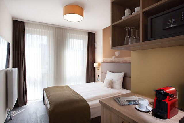 ステイ!ホテル ボーディングハウス