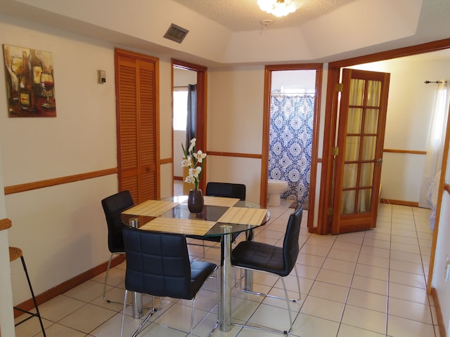 ソービー アパートメンツ