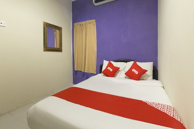 OYO 44100 ホテル カサヴィラ ペタリン ジャヤ