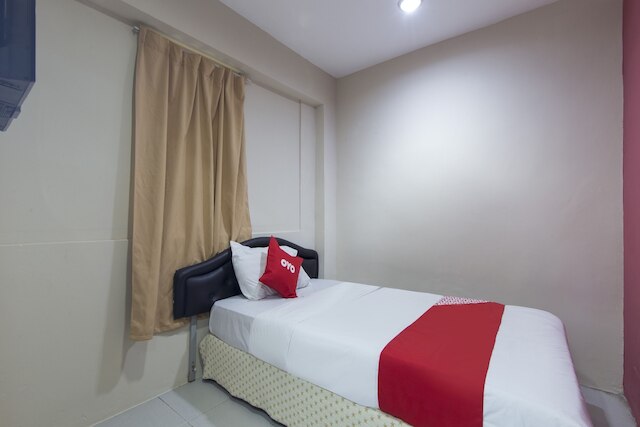 OYO 44100 ホテル カサヴィラ ペタリン ジャヤ