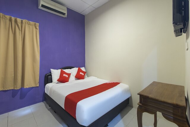 OYO 44100 ホテル カサヴィラ ペタリン ジャヤ