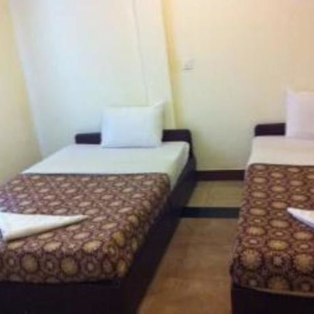 ゴールデン ワールド ゲストハウス