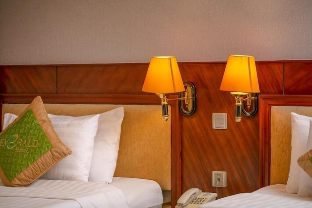 エメラルド ホテル ハノイ