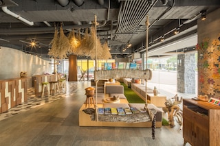 Meci Hotel (回然慢時旅居)