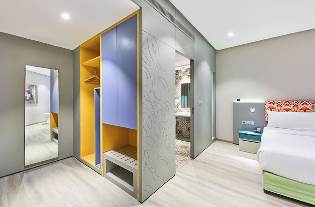 イビス スタイルズ ドバイ ジュメイラ