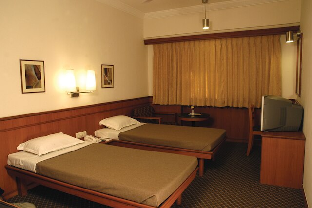 スカイロン ホテル