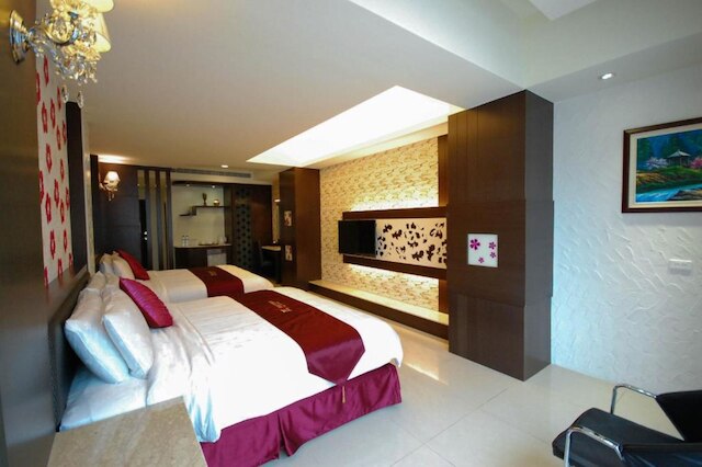 チェリー フィースト リゾート (櫻宴渡假會館)