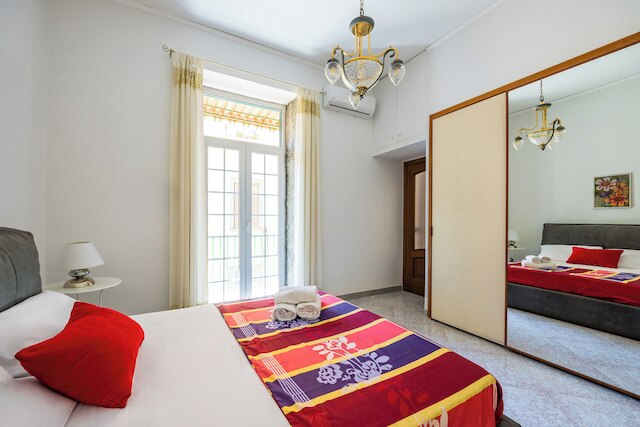 レッド コンフォート フラット ニア ガリバルディ ステーション