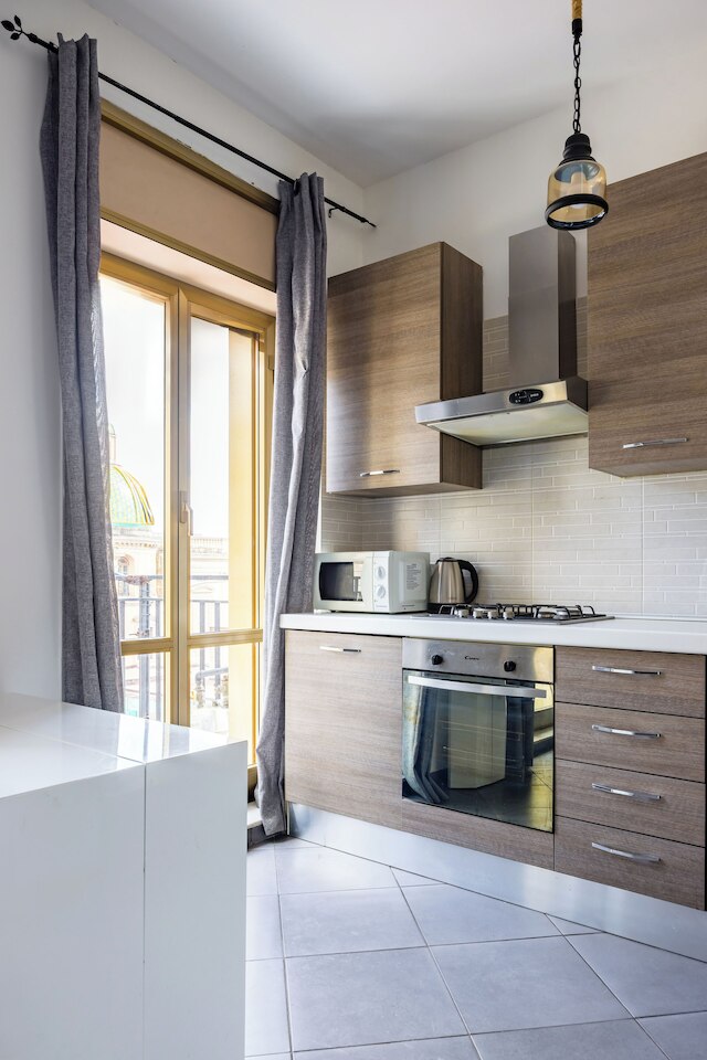 レボリューショナリー アパートメント ニア ドゥオーモ ステーション