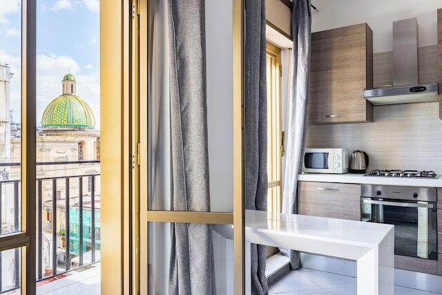 レボリューショナリー アパートメント ニア ドゥオーモ ステーション