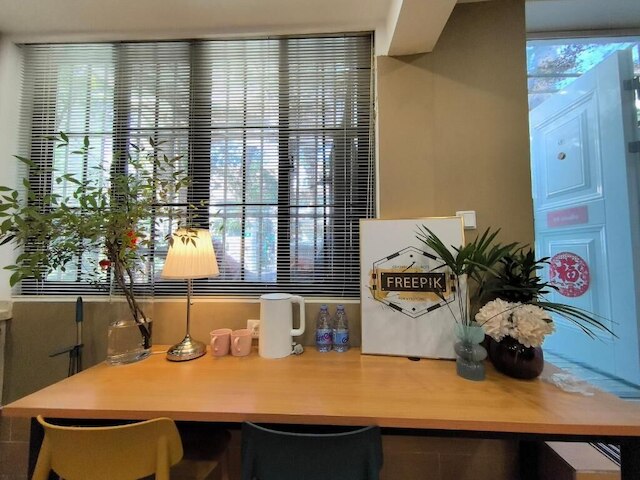 Shanghai Hills&Zinn Changle road Homestay