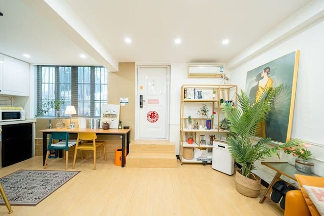 Shanghai Hills&Zinn Changle road Homestay