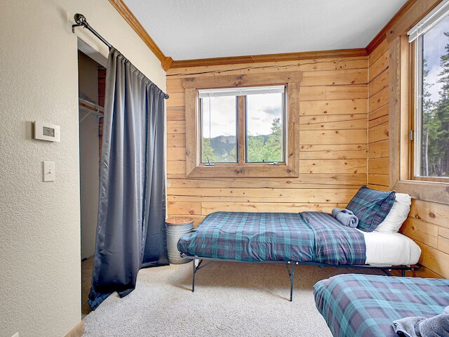 スイッチバックベースキャンプ 4 ベッドルームホーム