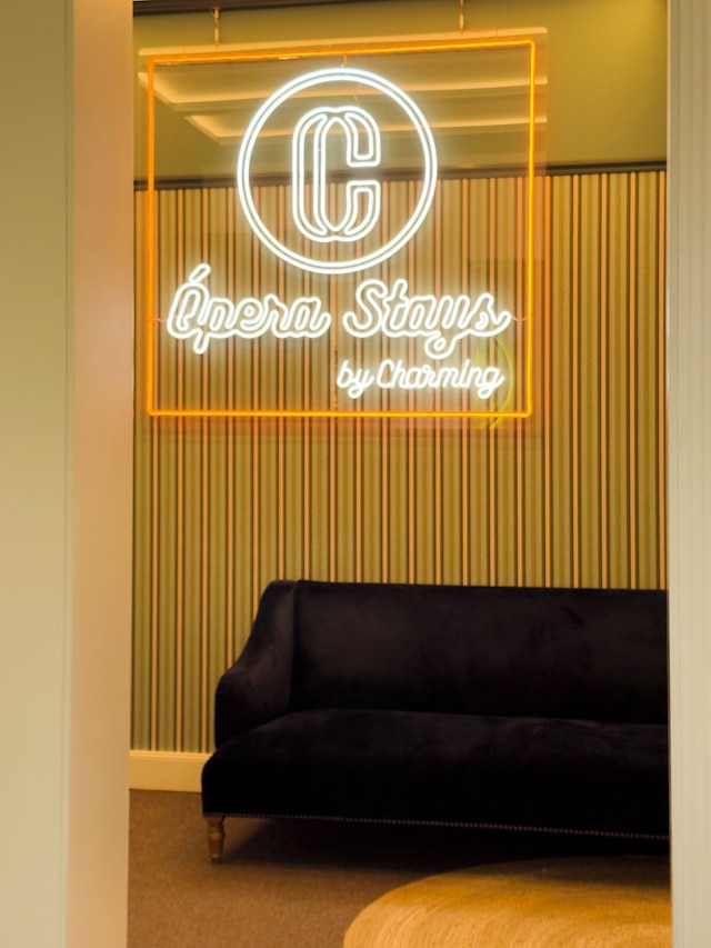 オペラ ステイズ by チャーミング