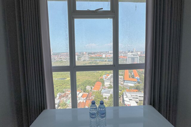 グッド ディール スタニング スタジオ (ノー キッチン) アット タマン メラティ スラバヤ アパートメント