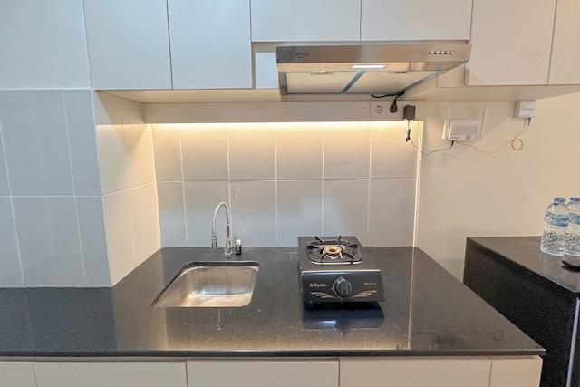 プレザント アンド グッド ロケーション スタジオ アット バレ ヒンギル アパートメント