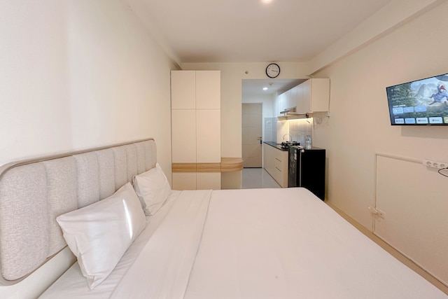 プレザント アンド グッド ロケーション スタジオ アット バレ ヒンギル アパートメント