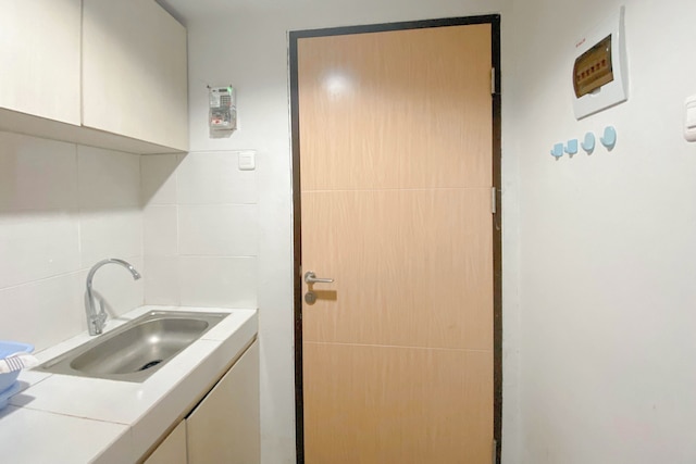 ウェル ファーニッシュド スタジオ アット ジ アルトン アパートメント