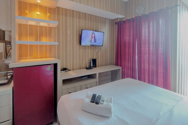 モダン スタジオ ウィズ ストラテジック ロケーション アット タマンサリ パピリオ アパートメント