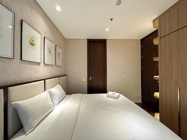 トランクイル アンド モダン ヘイブン 2 ベッドルーム アット ザ ローズベイ アパートメント