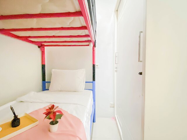 シンプリー 2ベッドルーム アパートメント ニア ビヌス ユニバーシティ アット メナラ ケボン ジェルク